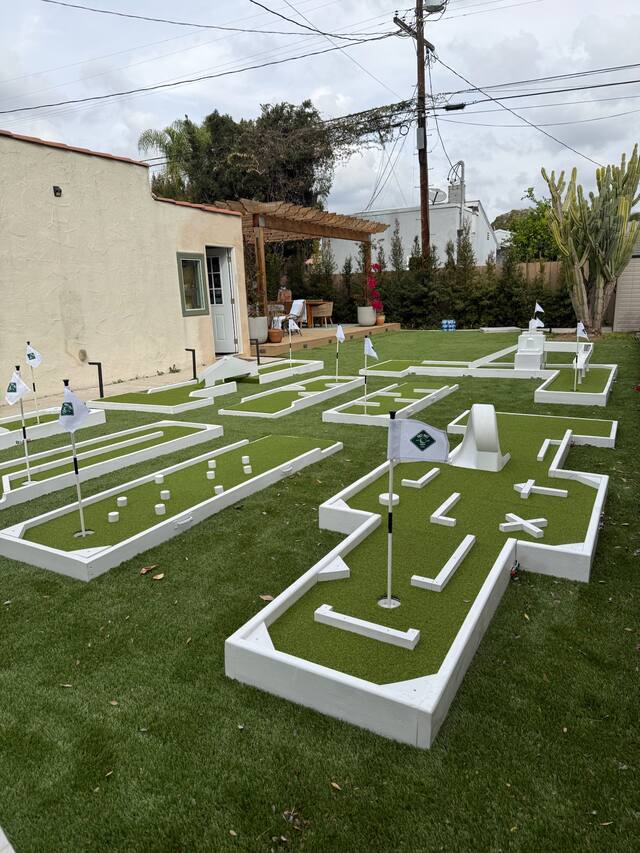 Private estate mini golf